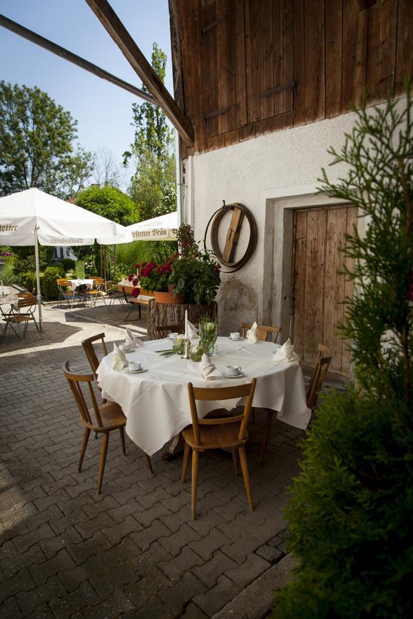 Hotel Wirtshaus Am Schloss Aicha vorm Wald Экстерьер фото